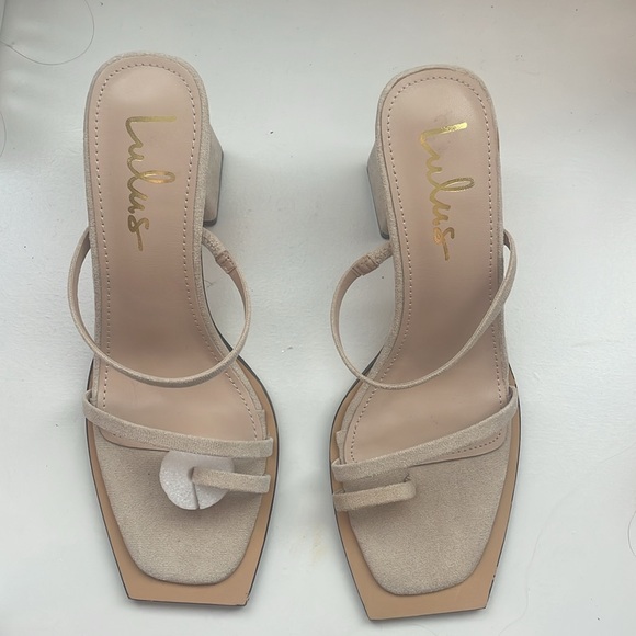 NWT Lulu tan block heels 6.5 - Picture 4 of 6